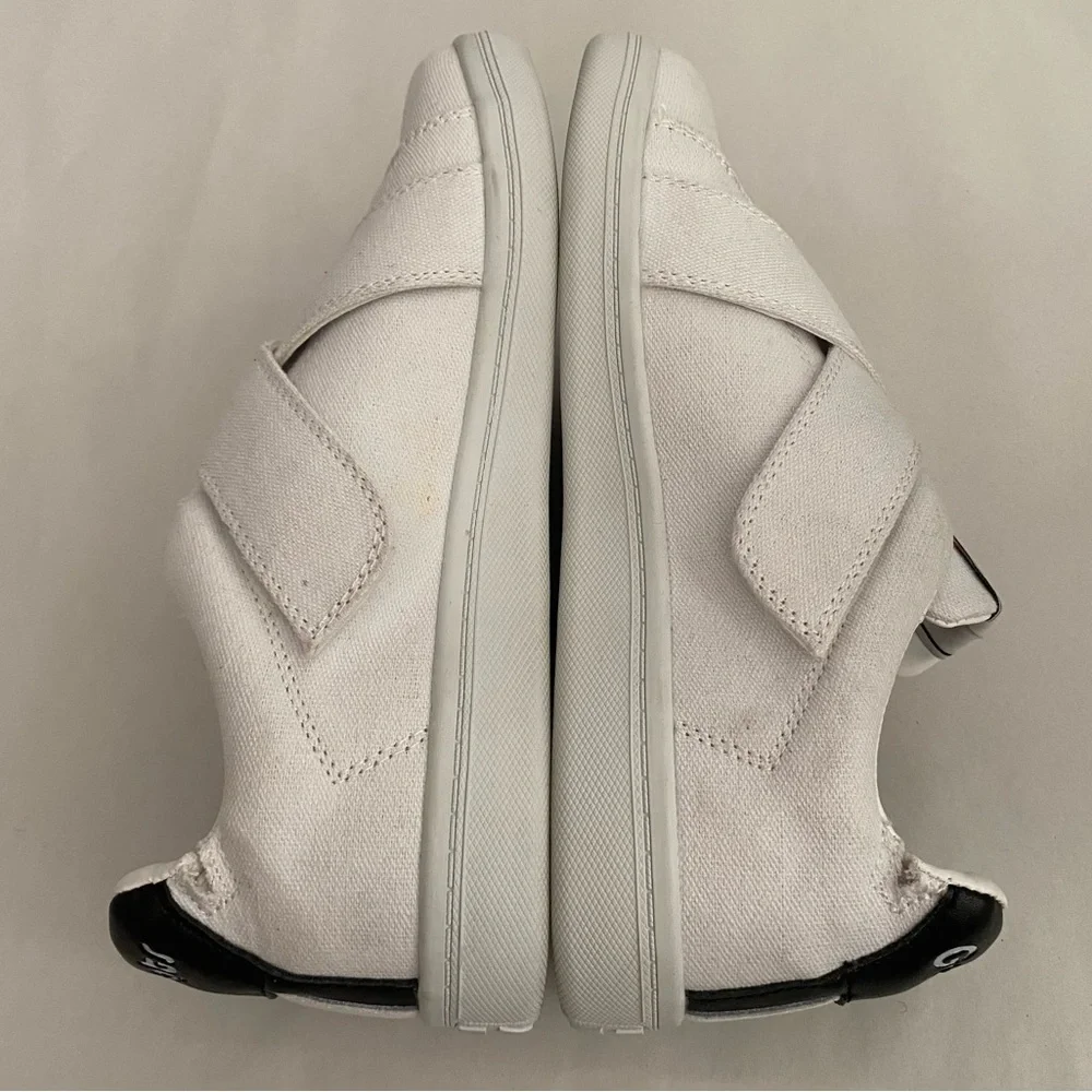 Goats Women’s Sneakers Size 7.5 Criss Cross Hood Loop Straps Streetwear NWT